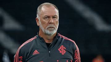 Mano Menezes cita motivos que podem ter influenciado Mário Fernandes a pedir para deixar o Internacional. Mano Menezes cita motivos que podem ter influenciado Mário Fernandes a pedir para deixar o Internacional.