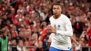 Auteur d'un match décevant face au Danemark, Kylian Mbappé a reçu le soutien de son sélectionneur, Didier Deschamps