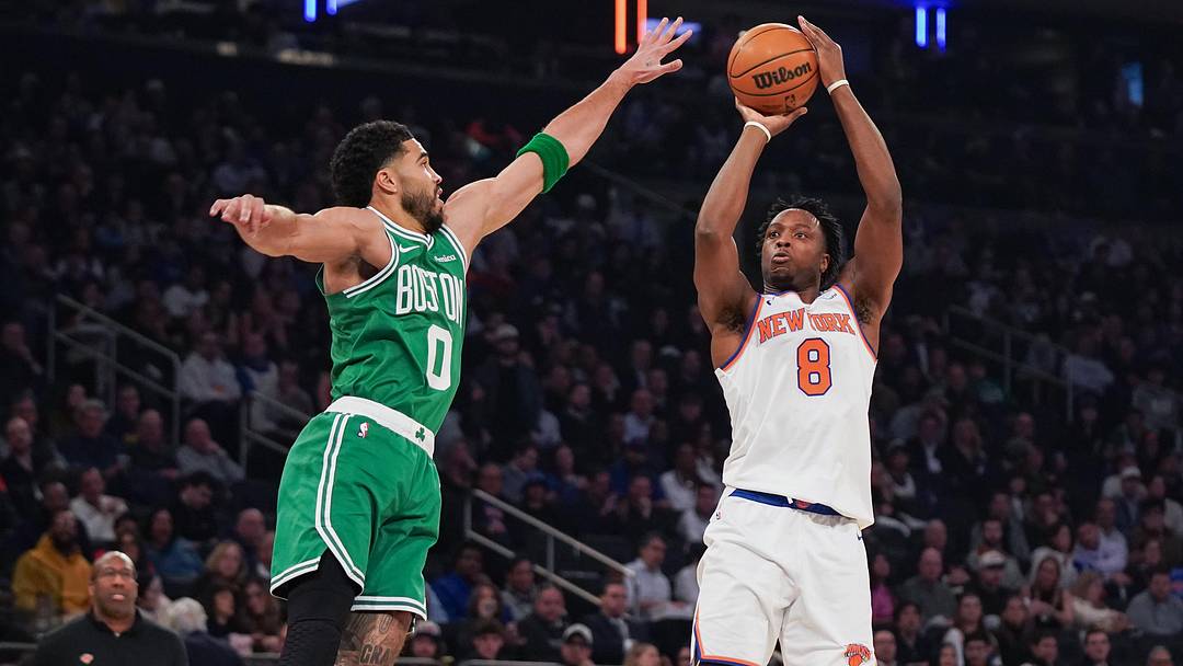 Looking at who could be in the Knicks' corner to win the title. Looking at who could be in the Knicks' corner to win the title.
