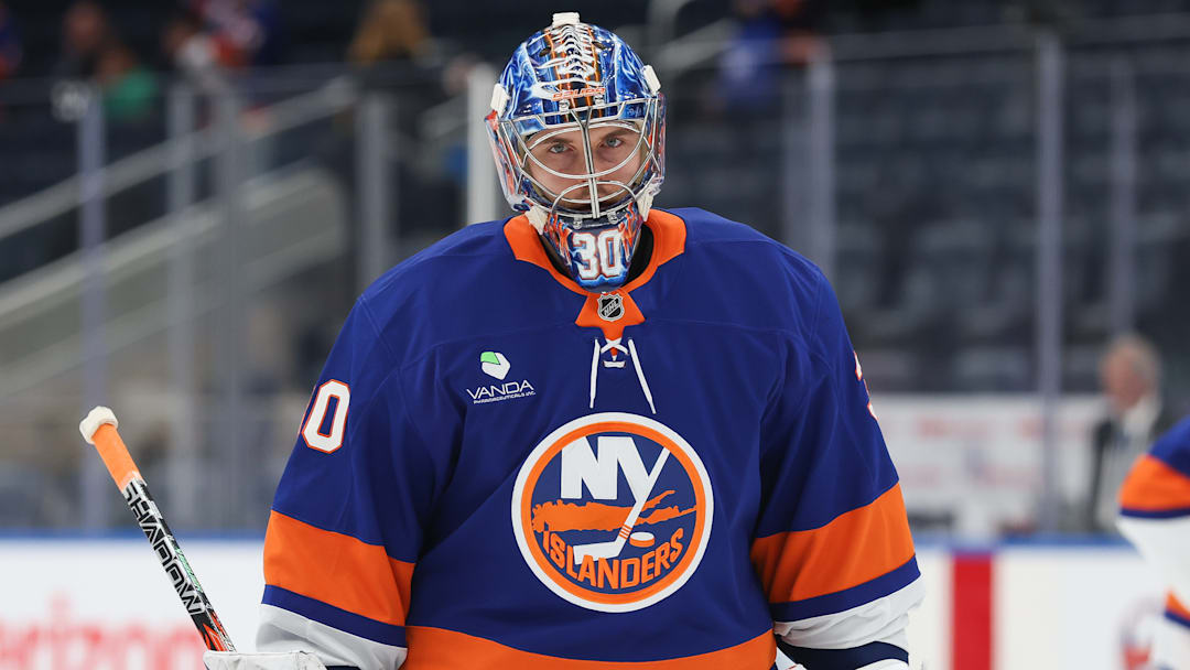 Vancouver Canucks v New York Islanders