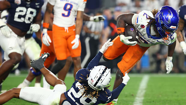 Boise State Broncos running back Ashton Jeanty (2). 
