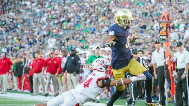 Equanimeous St. Brown scores a touchdown in a blowout victory over Miami (OH) in 2017.