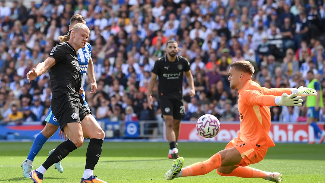 Brighton & Hove Albion v Manchester City - Premier League