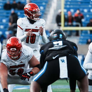 Louisville Cardinals quarterback Pierce Clarkson (10) took over from starter Tyler Shough late in the fourth quarter as the Cards defeated Kentucky at Kroger Field in Lexington, Ky. Nov. 30, 2024