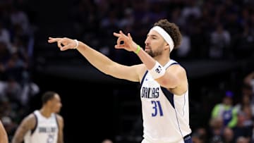 Dallas Mavericks v Sacramento Kings - Play-In Tournament
