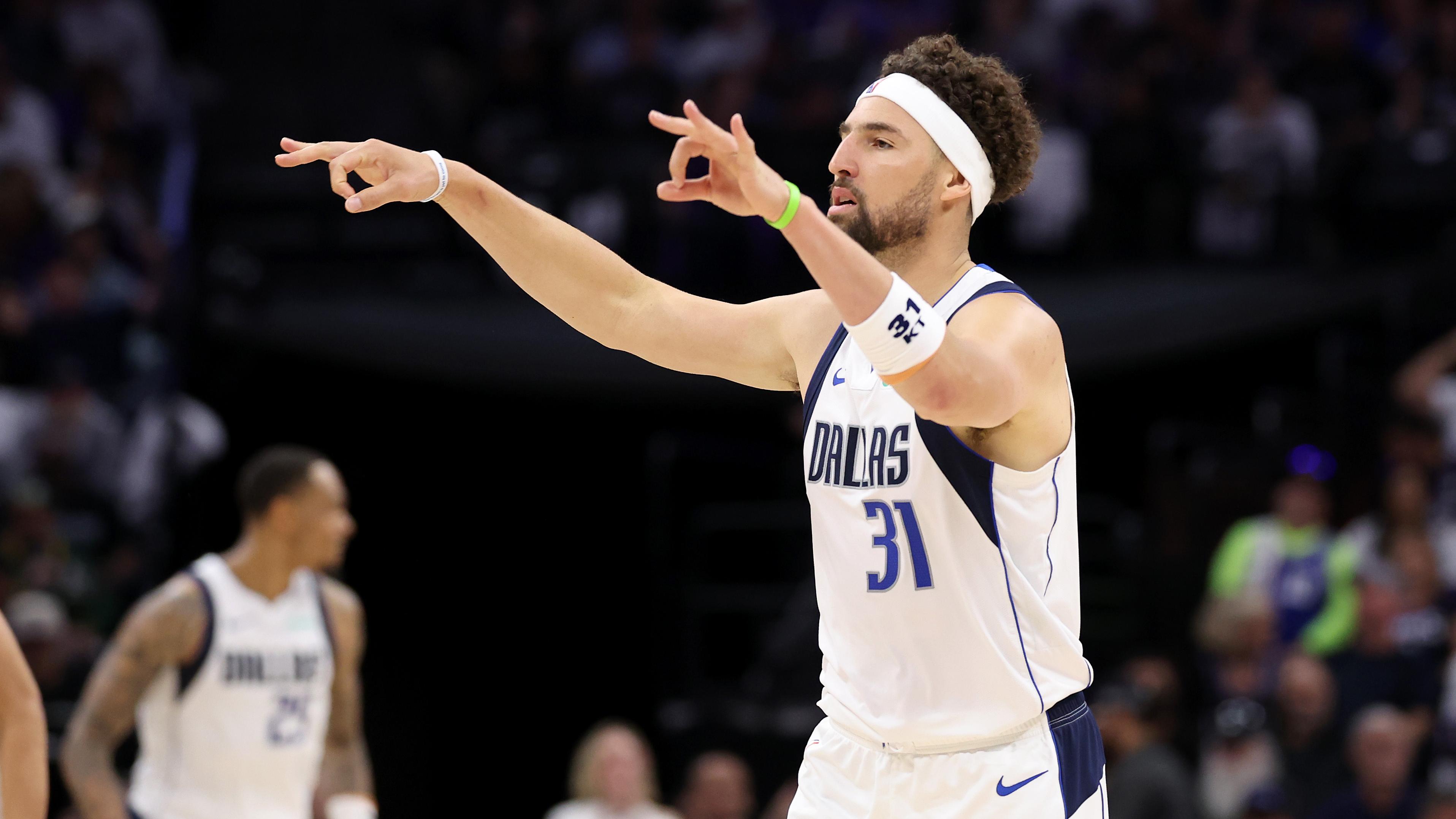 Photo Dédicacée Klay Thompson 8x10 Dallas Mavericks Avec Certificat Super Star Cert