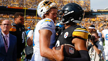 Los Angeles Chargers v Pittsburgh Steelers