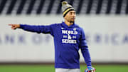 Mookie Betts está siendo clave para que los Dodgers superen de momento a los Yankees, donde Derek Jeter fue un referente, en la Serie Mundial 2024