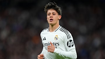 Arda Güler ne joue que très peu avec le Real Madrid.