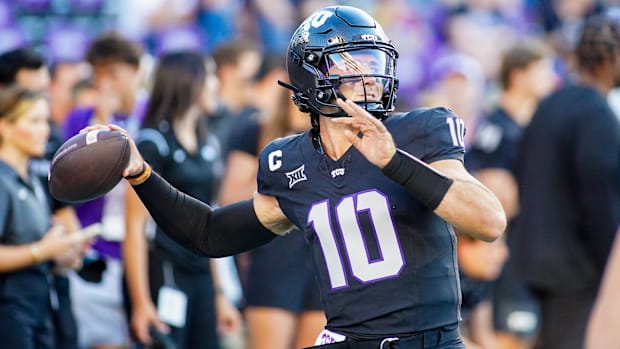 CU Horned Frogs quarterback Josh Hoover (10) warms up prior to a game against the Colorado Buffaloes