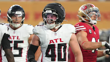 Atlanta Falcons linebacker JD Bertrand was forced into action with the injury to Divine Deablo, but he saw his snaps reduced vs. the Patriots. 