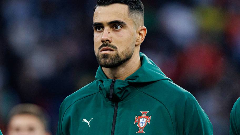 Portugal goalkeeper Diogo Costa.