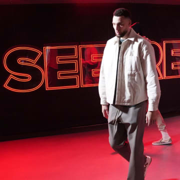  Chicago Bulls guard Zach LaVine (8) walks into the United Center before a game against the Houston Rockets. Mandatory Credit: