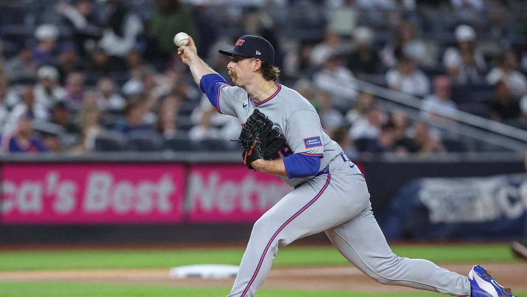 Sep 11, 2026; Bronx, New York, USA; New York Mets starting pitcher Nolan McLean (26) pitches in the first inning against the New York Yankees at Yankee Stadium. Mandatory Credit: Wendell Cruz-Imagn Images Sep 11, 2026; Bronx, New York, USA; New York Mets starting pitcher Nolan McLean (26) pitches in the first inning against the New York Yankees at Yankee Stadium. Mandatory Credit: Wendell Cruz-Imagn Images