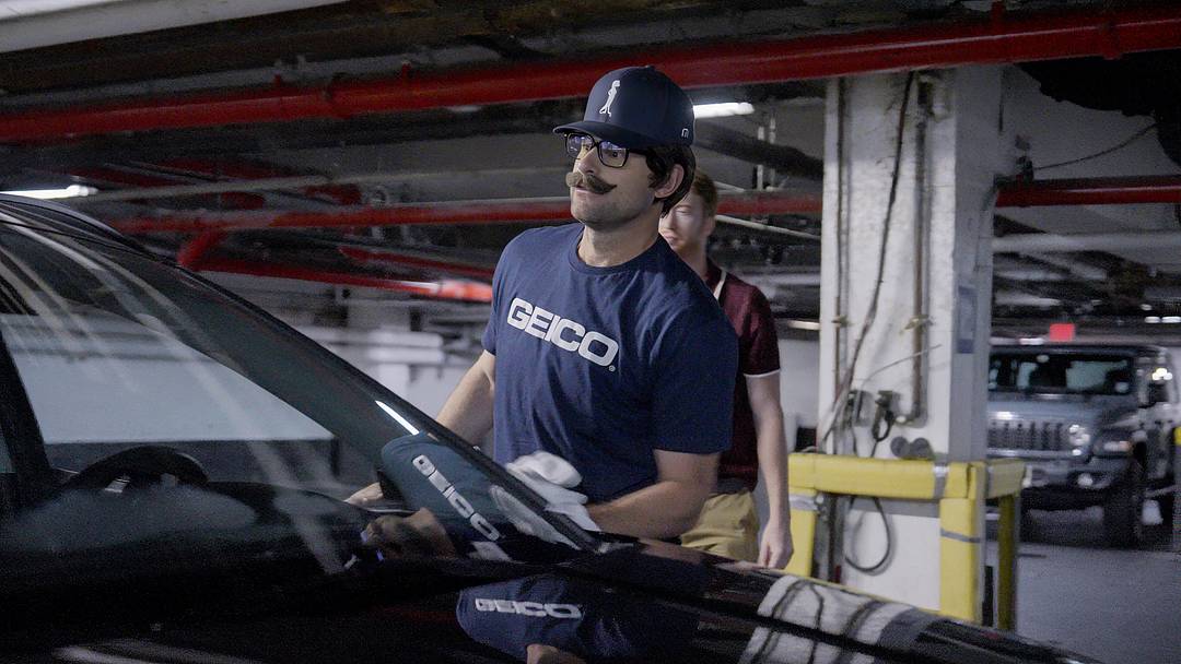 Andy Roddick goes undercover for GEICO.