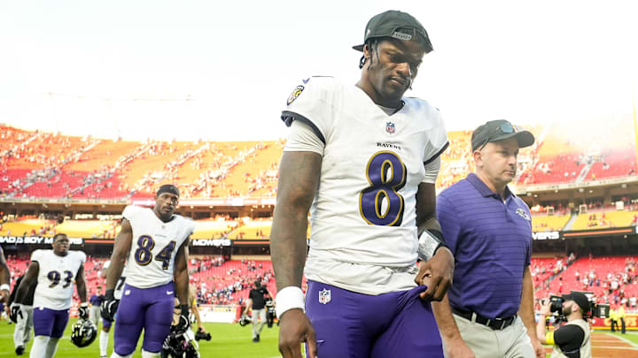 Baltimore Ravens quarterback Lamar Jackson did not practice on Monday, but the Ravens are still favored in Week 8. Baltimore Ravens quarterback Lamar Jackson did not practice on Monday, but the Ravens are still favored in Week 8.
