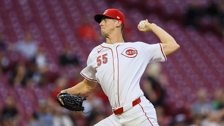 ]Cincinnati Reds starting pitcher Brandon Williamson (55)