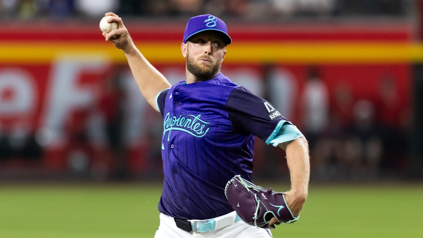 Blue Jays Pursue Diamondbacks Star Pitchers Ahead Trade Deadline