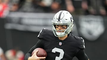 Kansas City Chiefs v Las Vegas Raiders