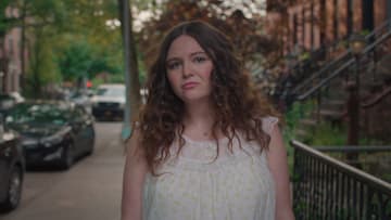 Megan Stalter in Too Much on Netflix