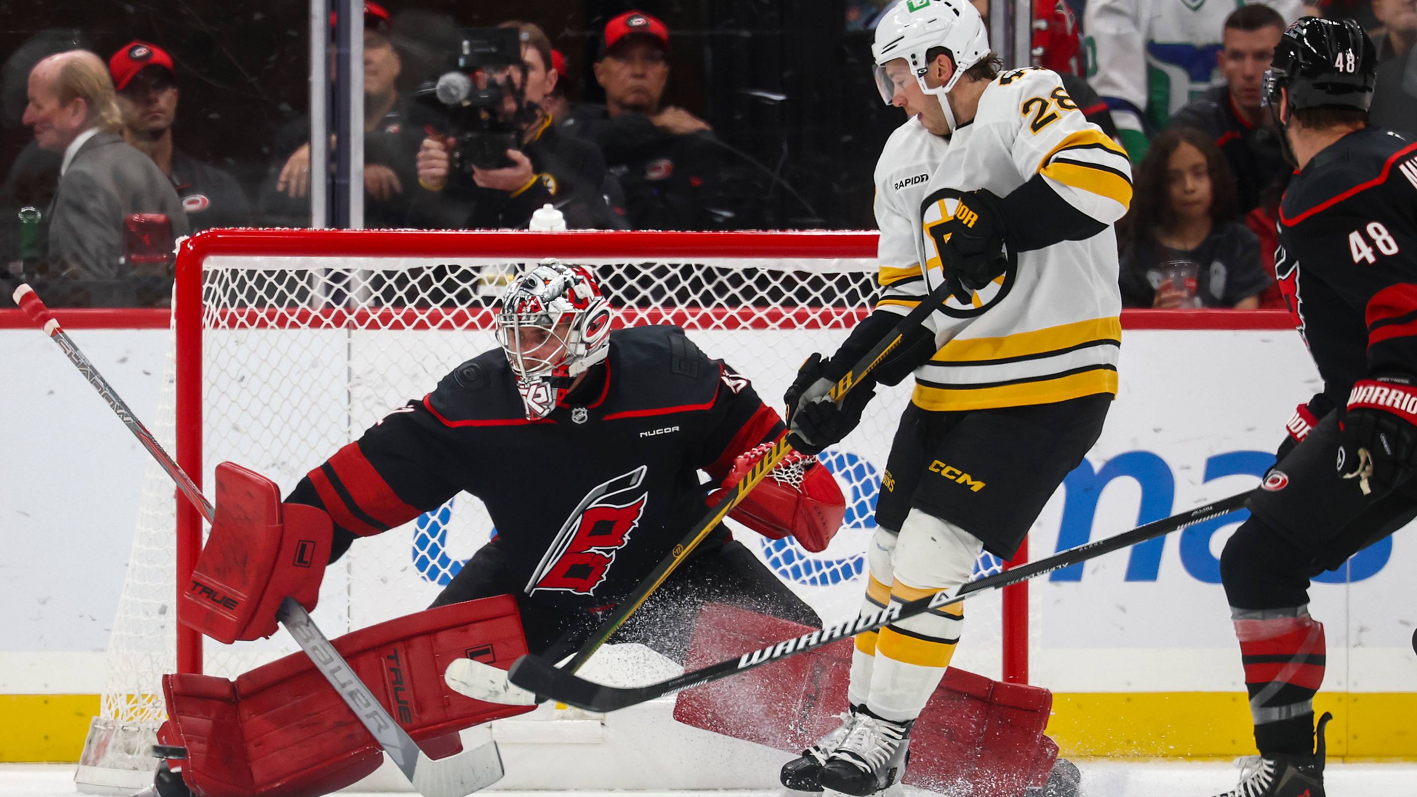 Bruins may finally be getting their money’s worth from Elias Lindholm