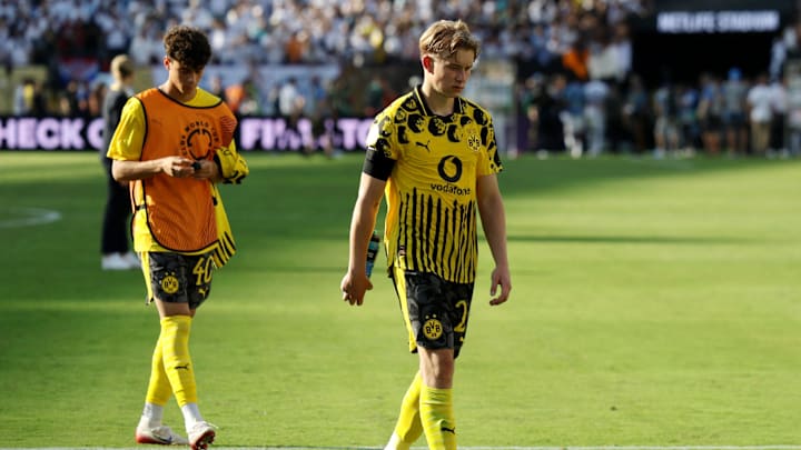 [Subscription Customers Only] Jul 5, 2025; East Rutherford, New Jersey, USA; Borussia Dortmund defender Daniel Svensson (24) looks dejected after a quarterfinal match of the 2025 FIFA Club World Cup at MetLife Stadium. Mandatory Credit: Jeenah Moon-Reuters via Imagn Images