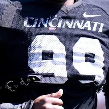 Cincinnati Bearcats defensive end Rob Jackson (99) runs during the Cincinnati Bearcats football spring practice at Nippert Stadium on Saturday, April 12, 2025.