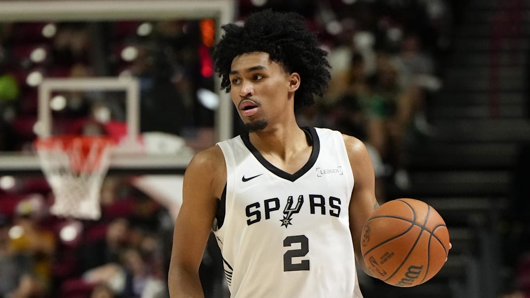 Jul 14, 2025; Las Vegas, NV, USA; San Antonio Spurs guard Dylan Harper dribbles the ball against the Utah Jazz during the second half of a NBA basketball game at the Thomas & Mack Center. Mandatory Credit: Lucas Peltier-Imagn Images Jul 14, 2025; Las Vegas, NV, USA; San Antonio Spurs guard Dylan Harper dribbles the ball against the Utah Jazz during the second half of a NBA basketball game at the Thomas & Mack Center. Mandatory Credit: Lucas Peltier-Imagn Images