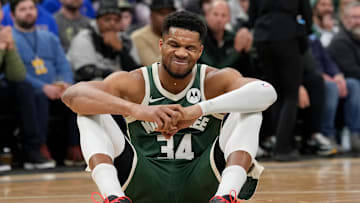 Detroit Pistons v Milwaukee Bucks