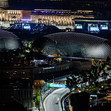 SINGAPORE, SINGAPORE - SEPTEMBER 16: Sergio Perez of Mexico driving the (11) Oracle Red Bull Racing RB19 on track during qualifying ahead of the F1 Grand Prix of Singapore at Marina Bay Street Circuit on September 16, 2023 in Singapore, Singapore. (Photo by Clive Rose/Getty Images)