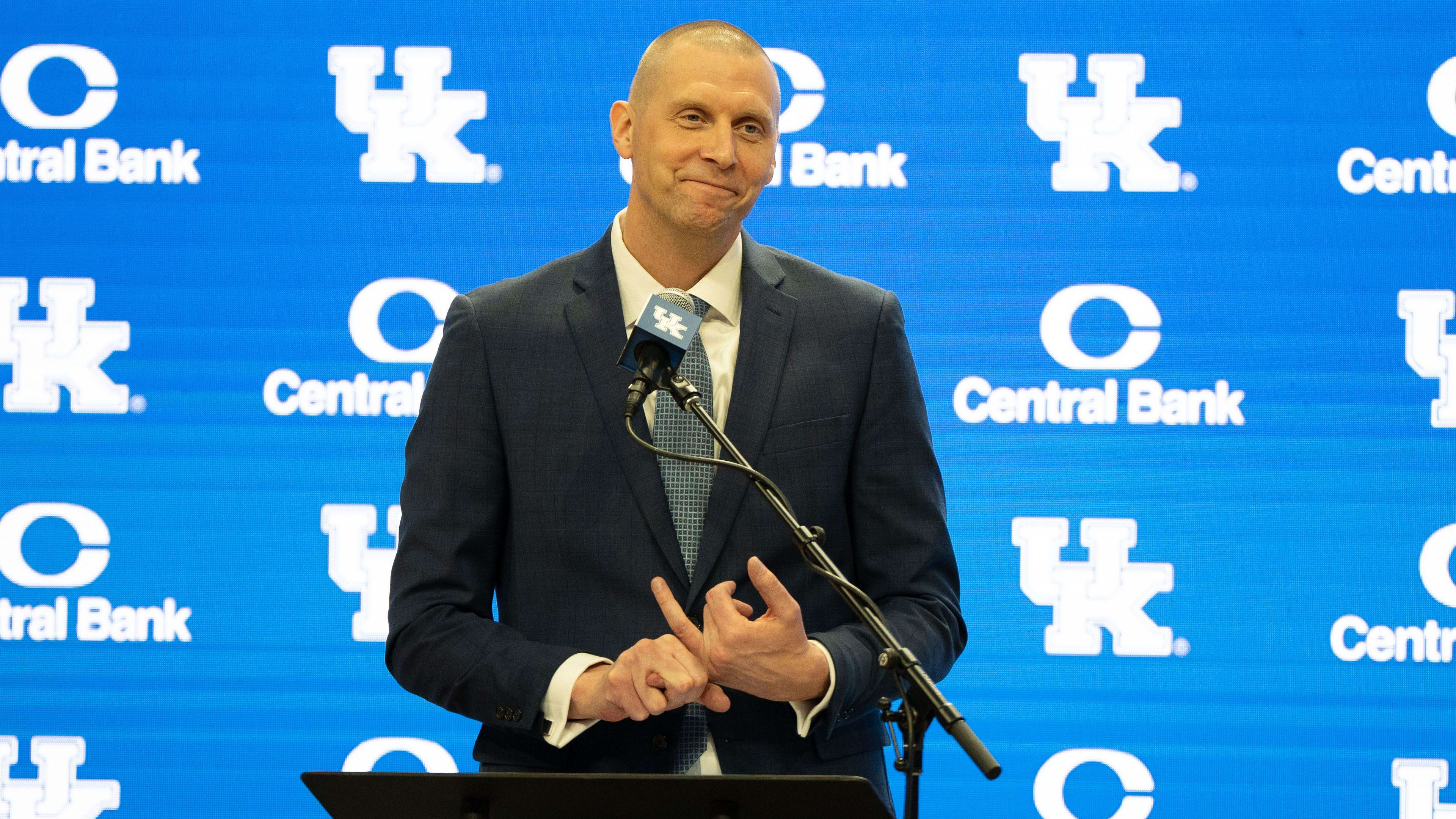 Pope is announced as Kentucky’s new men’s basketball coach.