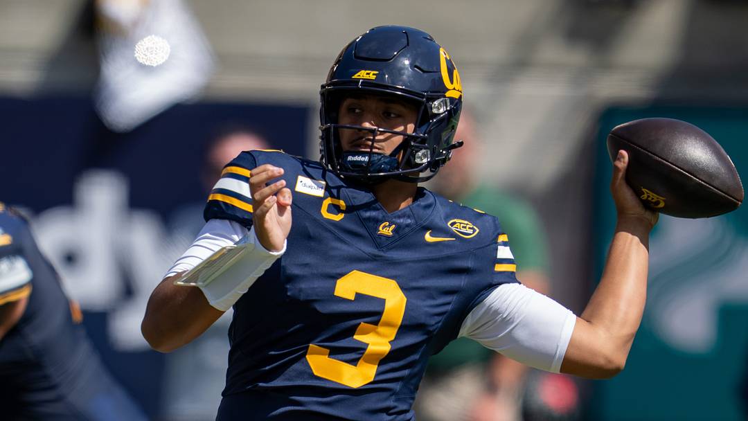Cal quarterback Jaron-Keawe Sagapolutele 