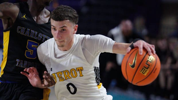 Bishop Verot basketball - Charlotte basketball - City of Palms