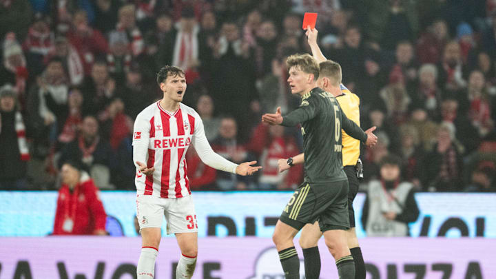 Super unglücklicher Platzverweis