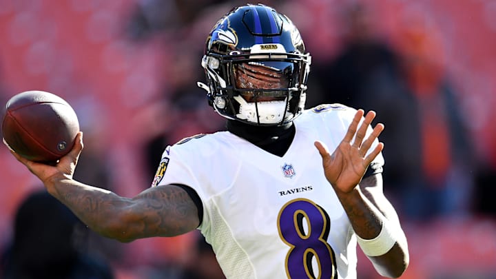 Lamar Jackson's latest injury update clouds his Week 15 fantasy outlook. Lamar Jackson's latest injury update clouds his Week 15 fantasy outlook.