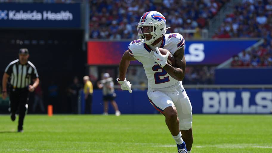 Buffalo Bills wide receiver DJ Moore