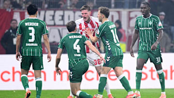 Niklas Stark (unten) im Wortgefecht mit Marius Bülter