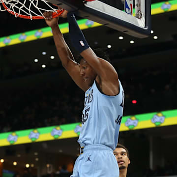 Memphis Grizzlies forward GG Jackson (45) dunks during the first half against the San Antonio Spurs at FedExForum. 