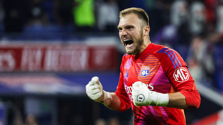 Lucas Perri - Olympique Lyonnais 