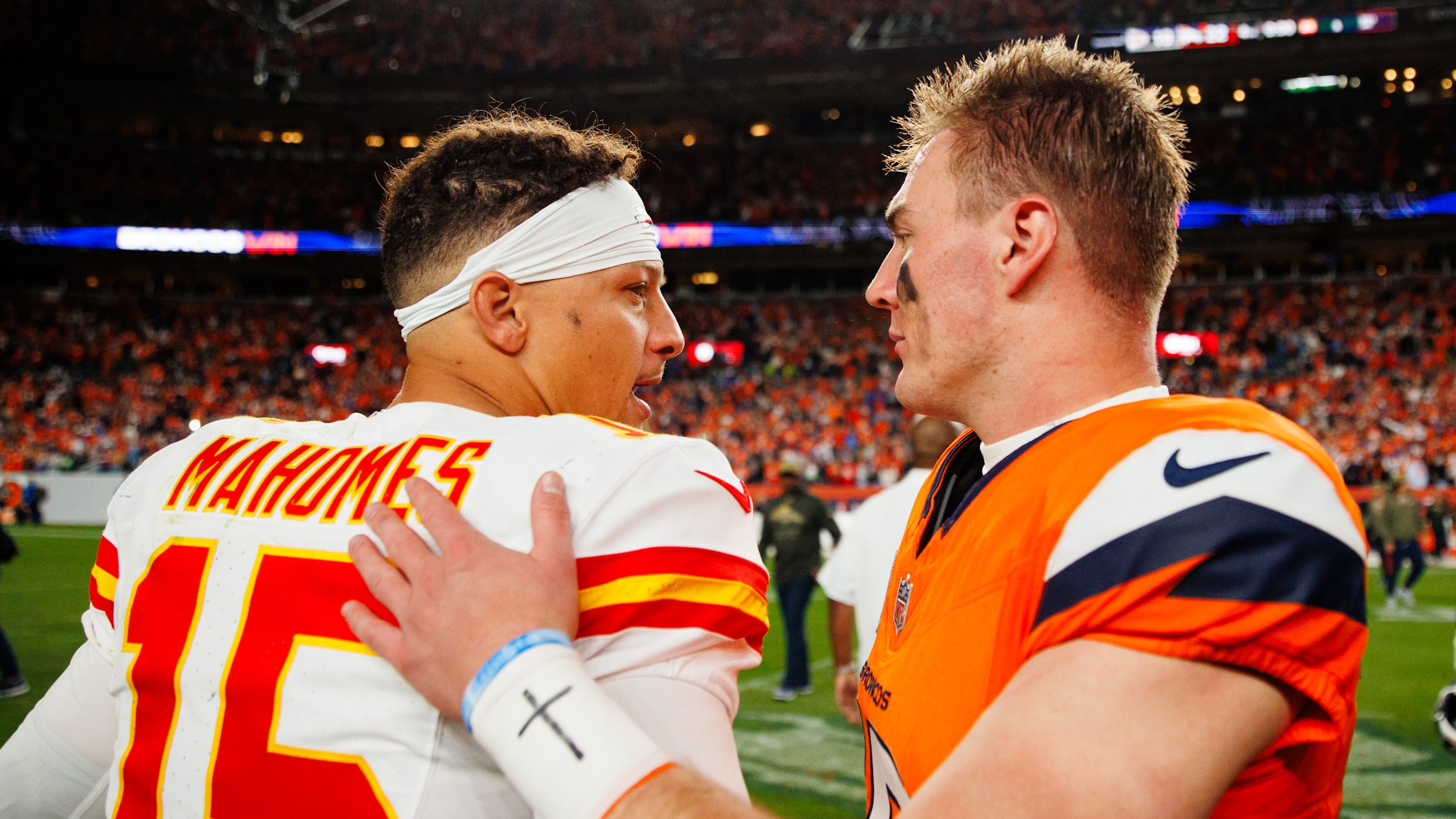 NFL playoff bracket, Super Bowl prediction after Week 11: Chiefs left at home? thumbnail