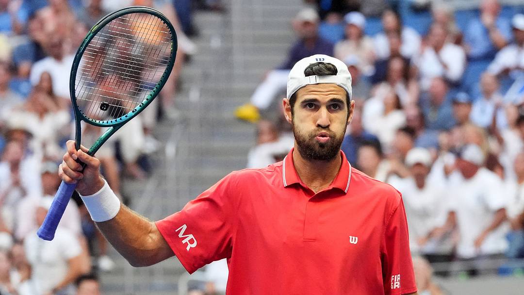 Tennis - U.S. Open - Flushing Meadows, New York, United States - September 11, 2026 Russia's Karen Khachanov celebrates winning a point during a tiebreak in his semifinal match against Germany's Alexander Zverev IMAGN IMAGES via Reuters/Robert Deutsch Tennis - U.S. Open - Flushing Meadows, New York, United States - September 11, 2026 Russia's Karen Khachanov celebrates winning a point during a tiebreak in his semifinal match against Germany's Alexander Zverev IMAGN IMAGES via Reuters/Robert Deutsch