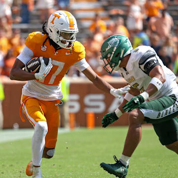 Sep 20, 2025; Knoxville, Tennessee, USA;  Tennessee Volunteers wide receiver Chris Brazzell II (17) runs the ball against the UAB Blazers during the second half at Neyland Stadium. Mandatory Credit: Randy Sartin-Imagn Images