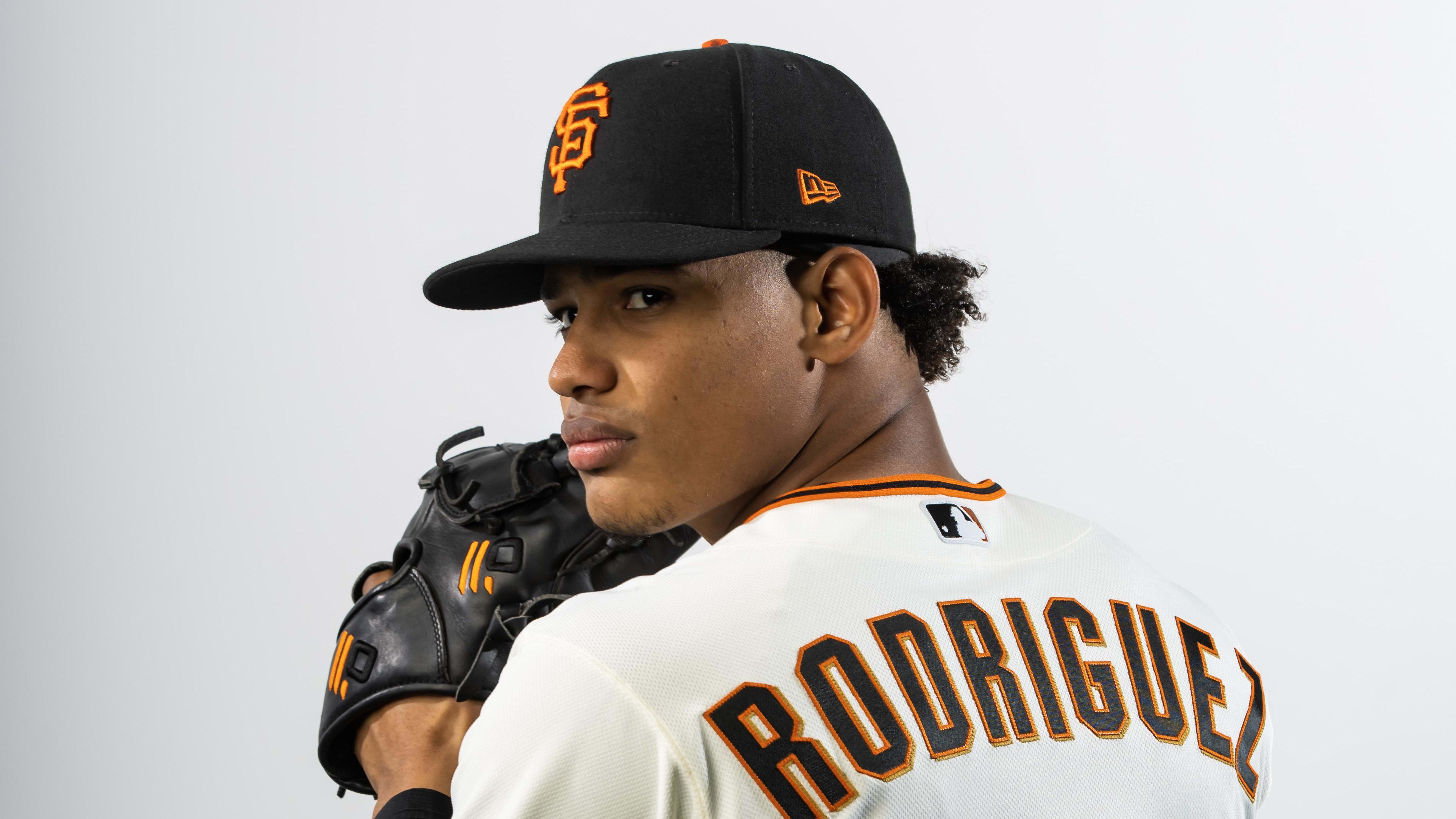 San Francisco Giants Call Up Reliever Randy Rodriguez to Make MLB Debut