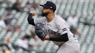 Apr 9, 2025; Detroit, Michigan, USA;  New York Yankees pitcher Devin Williams (38) pitches in the ninth inning against the Detroit Tigers at Comerica Park. Mandatory Credit: Rick Osentoski-Imagn Images