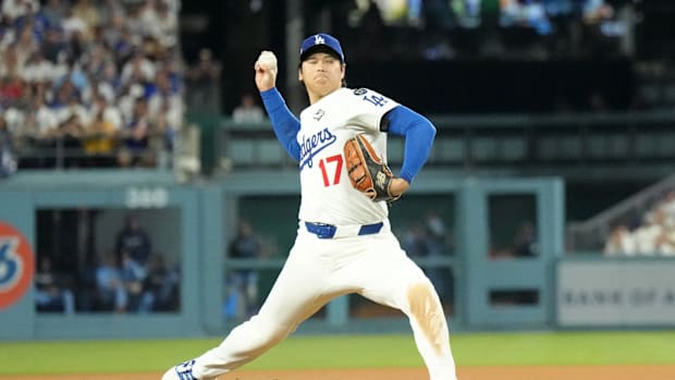 Los Angeles Dodgers starting pitcher Shohei Ohtani (17) throws during an October 28, 2025 game Los Angeles Dodgers starting pitcher Shohei Ohtani (17) throws during an October 28, 2025 game