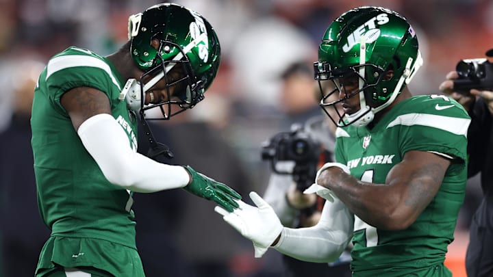 Dec 28, 2023; Cleveland, Ohio, USA; New York Jets cornerbacks Sauce Gardner (left) and D.J. Reed (4) before the game against the Cleveland Browns at Cleveland Browns Stadium