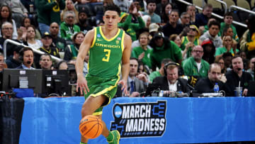 Mar 21, 2024; Pittsburgh, PA, USA; Oregon Ducks guard Jackson Shelstad (3) brings the ball up court.