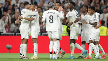 Real Madrid CF v Deportivo Alaves  - La Liga EA Sports