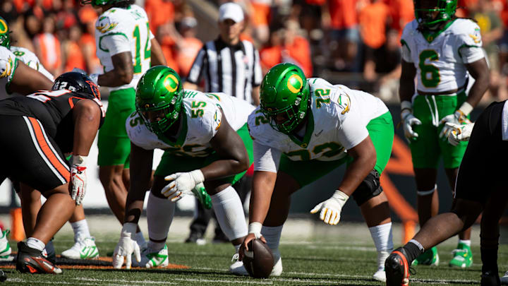 The Oregon offensive line has earned Joe Moore Award finalist nominations three times since 2019. Monday morning they added Koloi Keli, a 6-3, 290 offensive lineman.