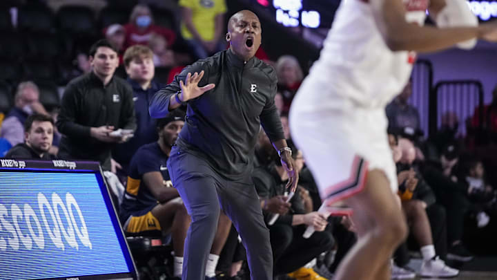 Dec 22, 2021; Athens, Georgia, USA; East Tennessee State Buccaneers head coach Desmond Oliver reacts on the sideline against the Georgia Bulldogs during the second half at Stegeman Coliseum. Mandatory Credit: Dale Zanine-Imagn Images